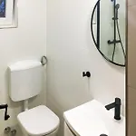 Land And Sea Apartment *